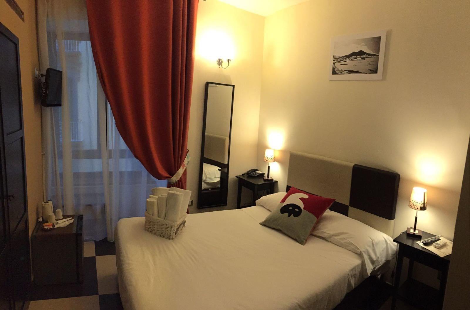 Hotel Plebiscito Aparthotel Napoli Exterior foto
