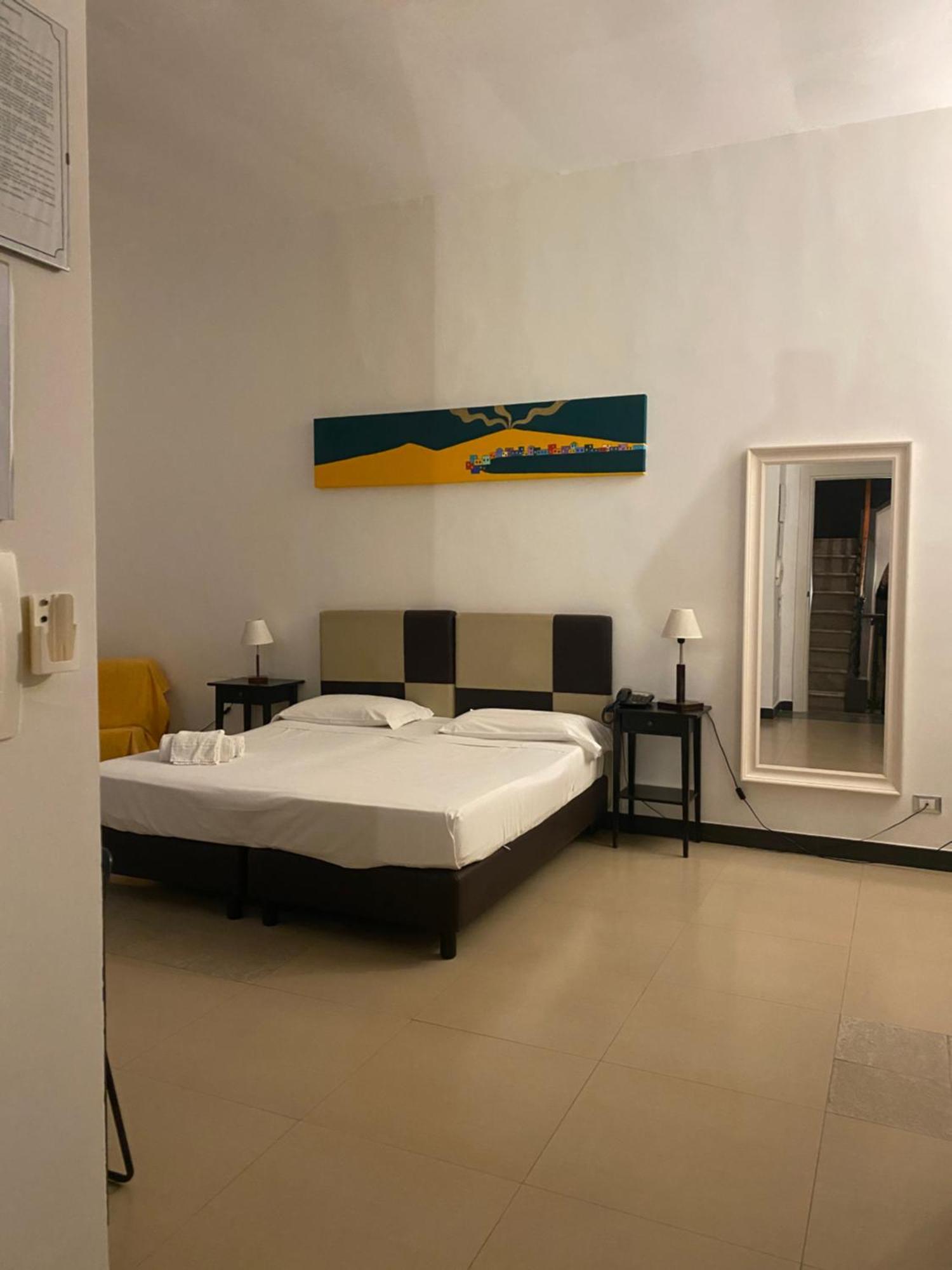 Hotel Plebiscito Aparthotel Napoli Exterior foto