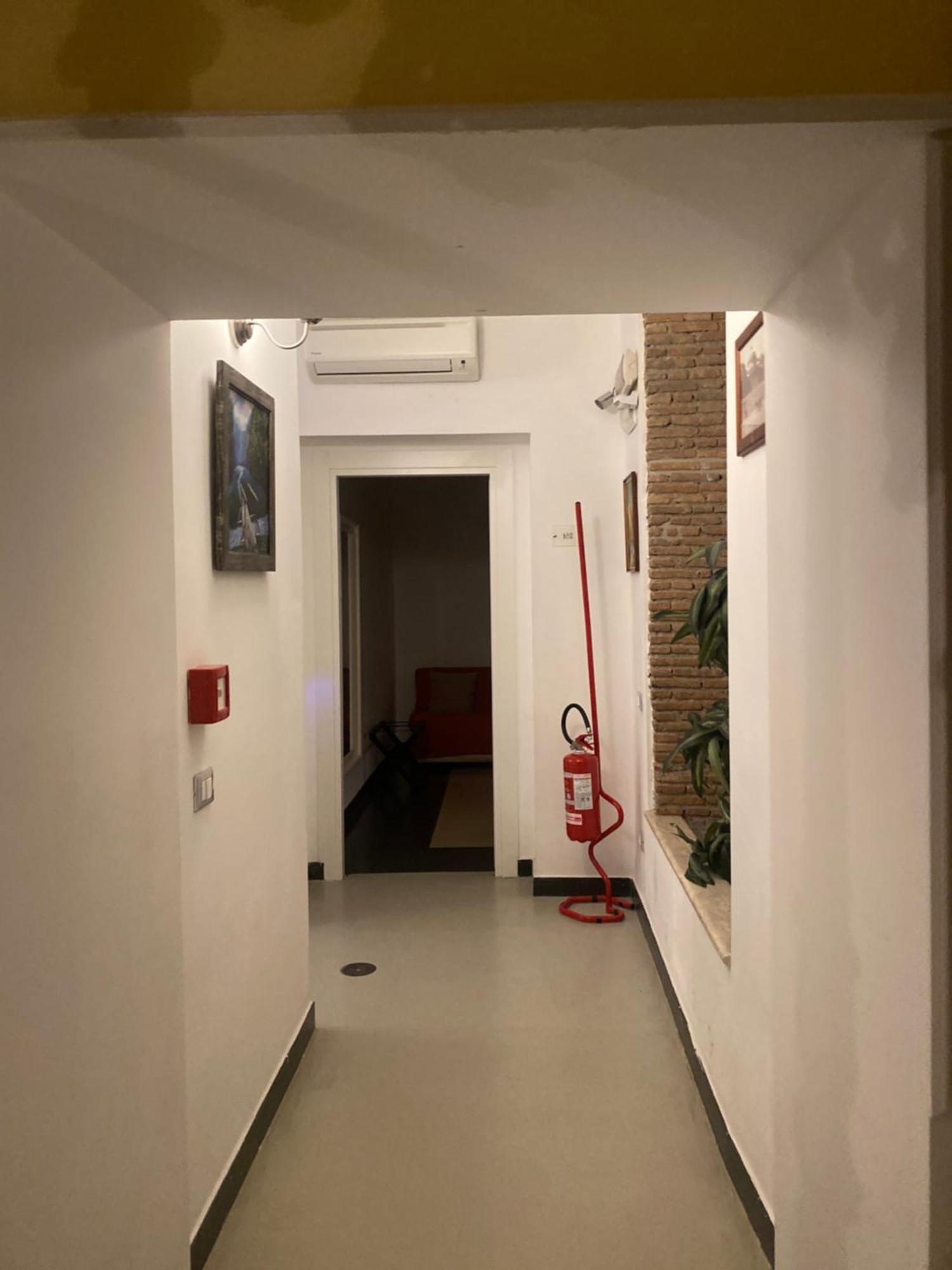 Hotel Plebiscito Aparthotel Napoli Exterior foto